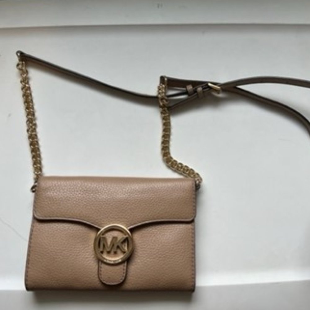 Michael Kors crossbody bag in tan leather